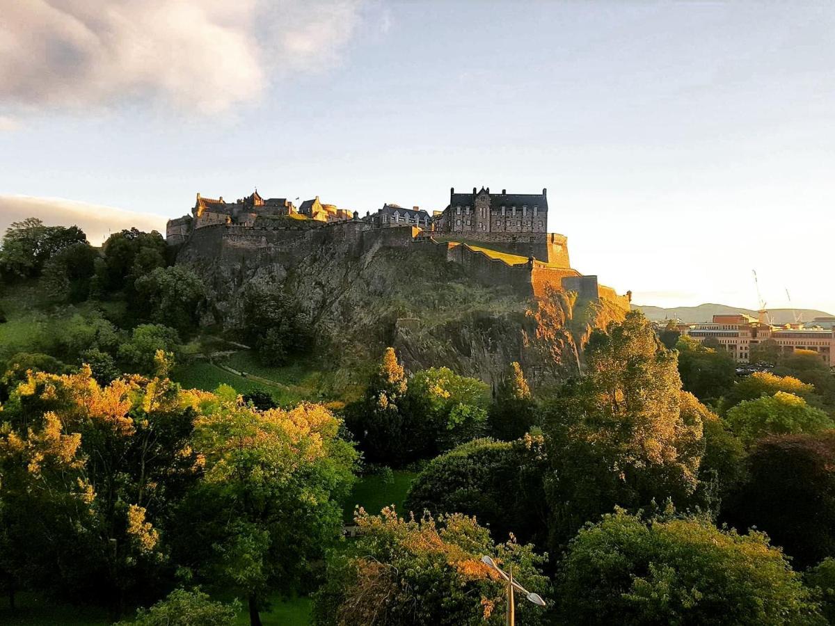 Edinburgh'S Dean Village River View Retreat Екстер'єр фото