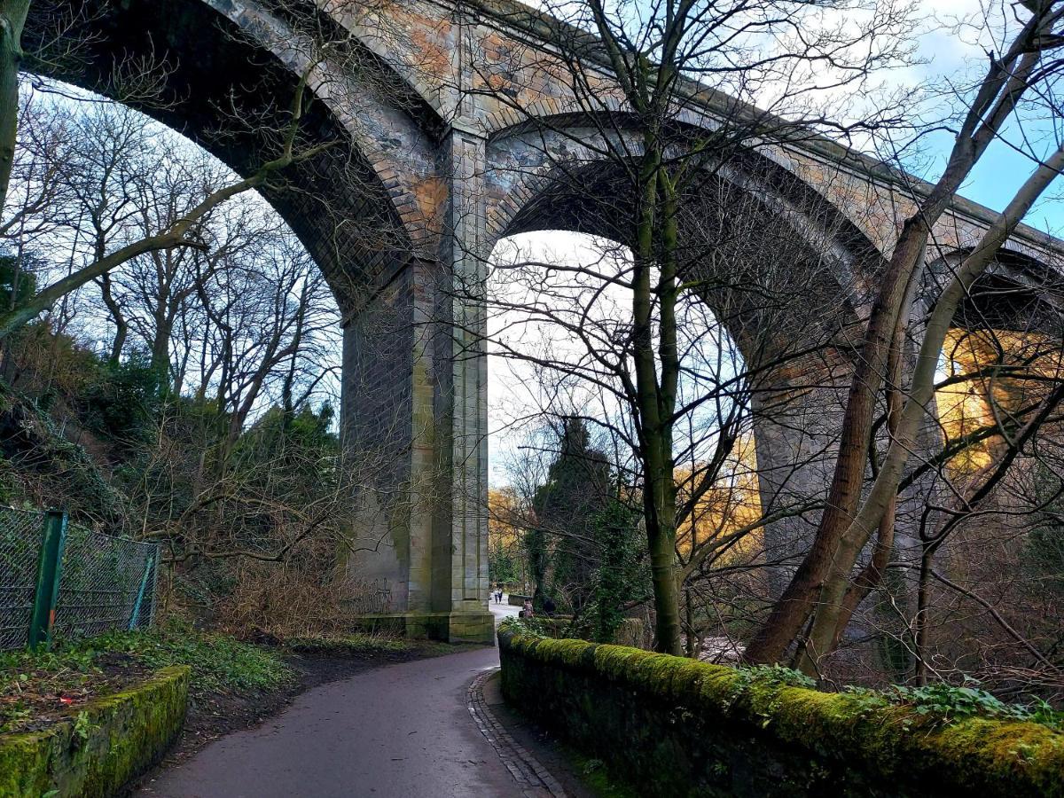 Edinburgh'S Dean Village River View Retreat Екстер'єр фото